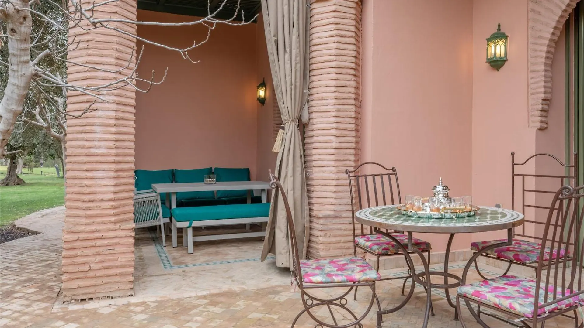 アパート Appartement De Luxe A Palmeraie Village 2 マラケシュ